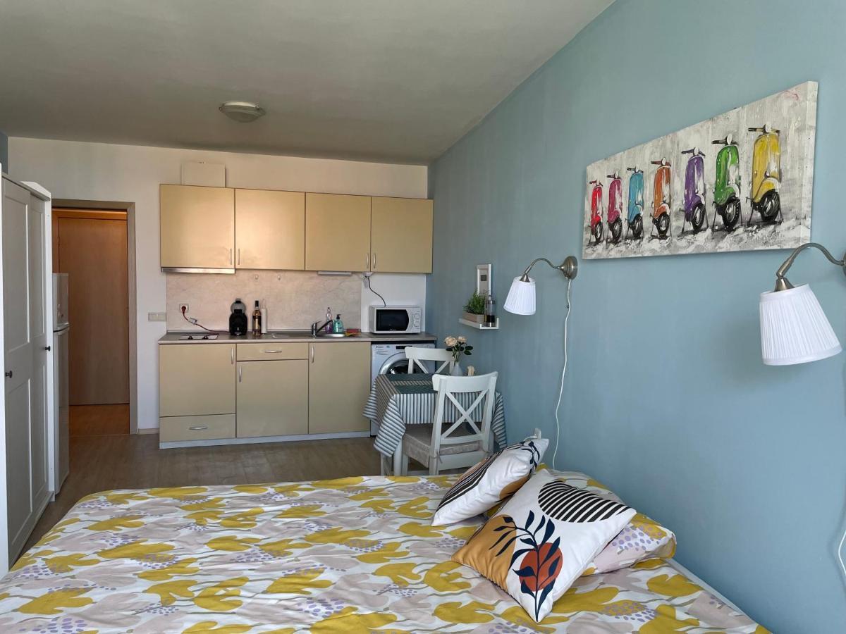 Studio B28 Sunny Island Chernomorez Chernomorets Luaran gambar